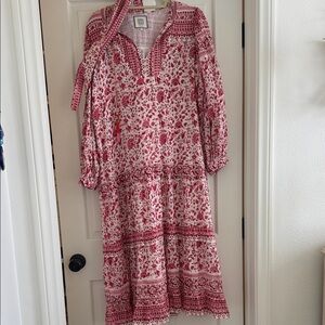 Elegant Red and White Floral Long Sleeve Dress